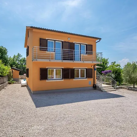 Viky With Pool Apartament Malinska