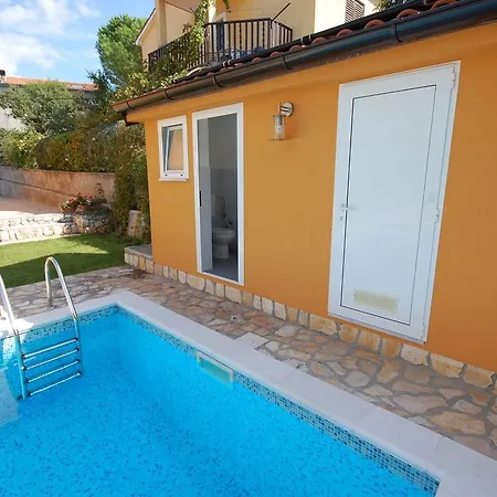 Viky With Pool Malinska