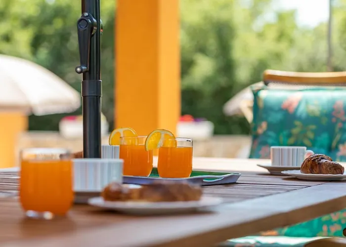 Viky With Pool * Malinska