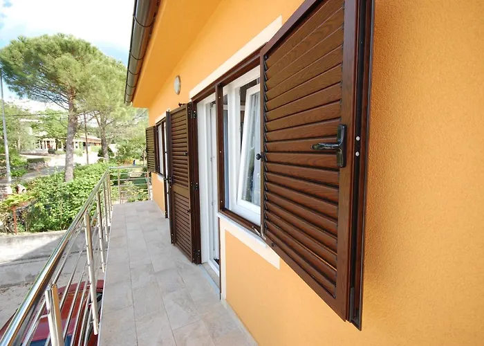 Viky With Pool Apartment *